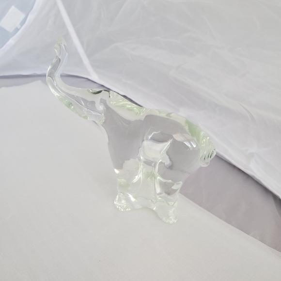 Elephant Clear Glass Standing Trunk Up - Picture 6 of 9